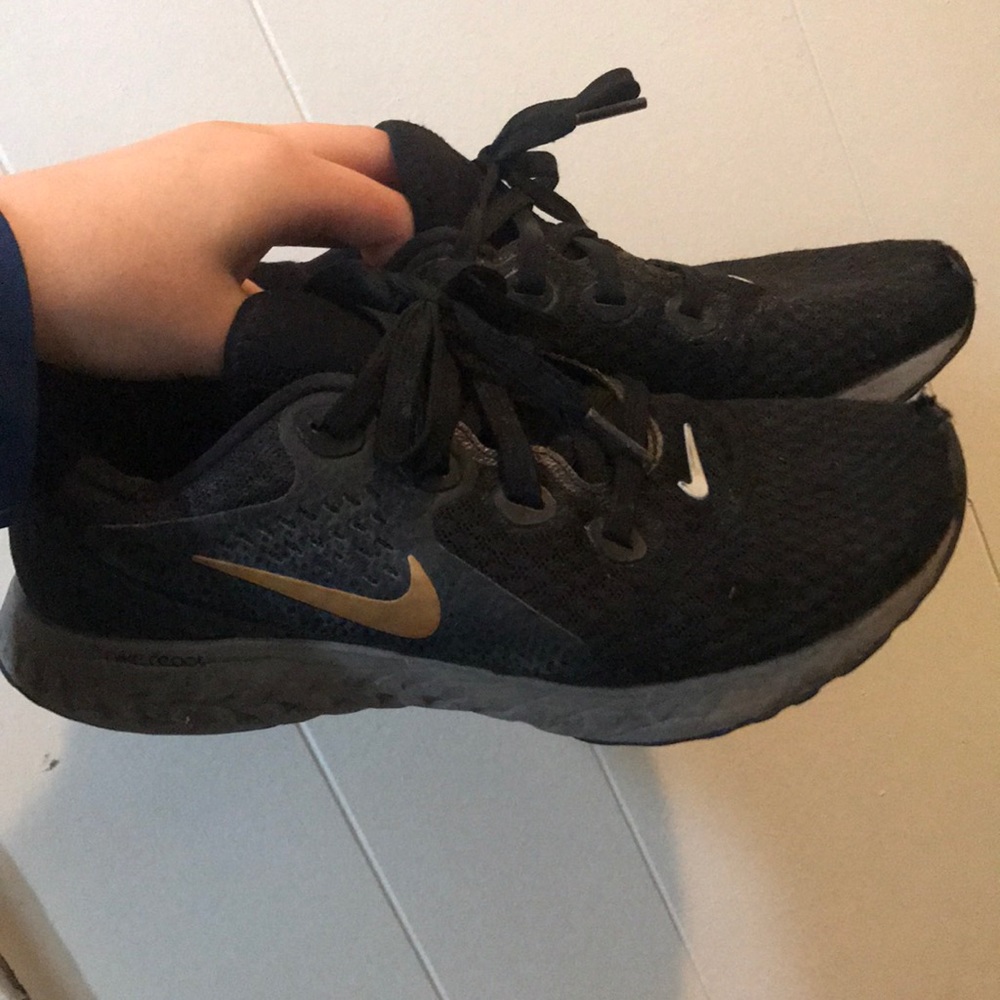 Nike Legend